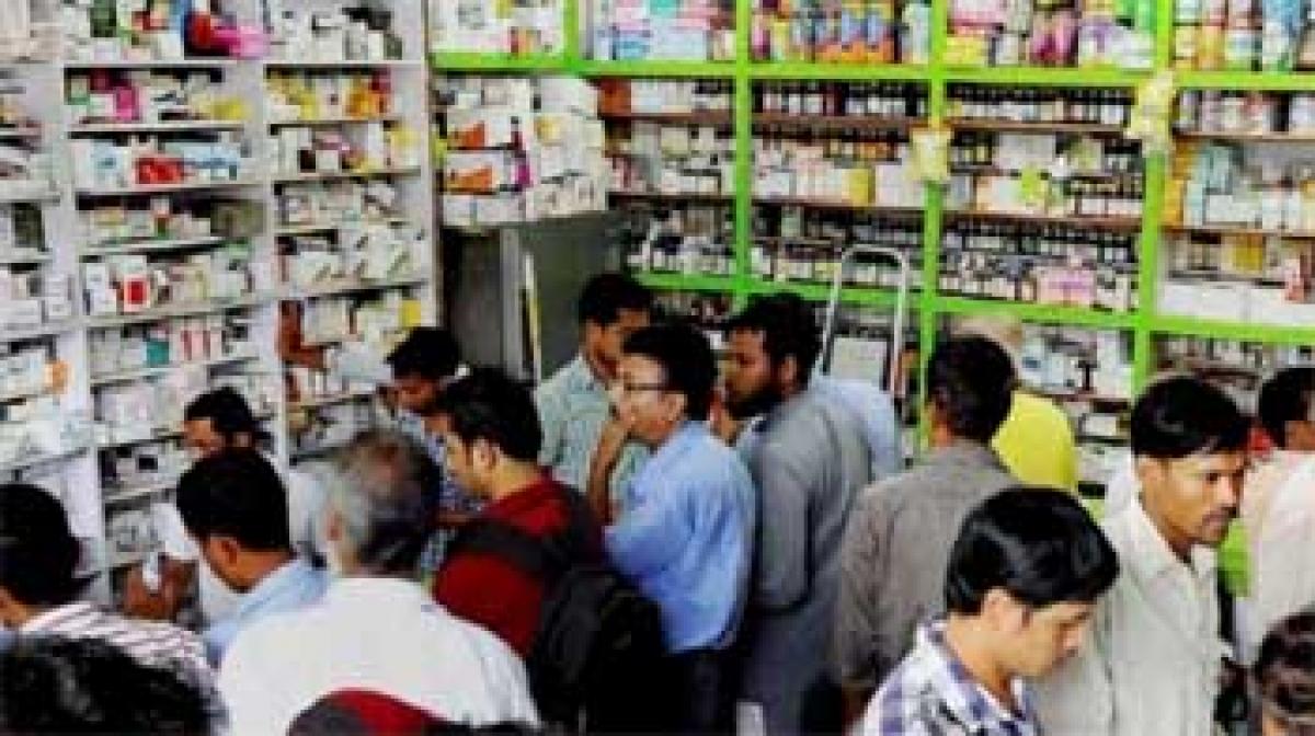 India bans more than 300 combination drugs sold illegally